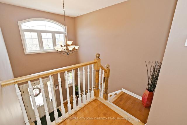 115 Hagerman Cres, House detached with 3 bedrooms, 3 bathrooms and 6 parking in St. Thomas ON | Image 5