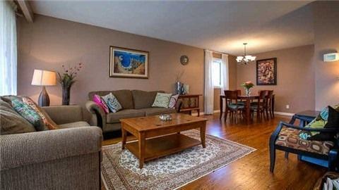 0 - 26 Romfield Crct, House detached with 4 bedrooms, 3 bathrooms and 4 parking in Markham ON | Image 2