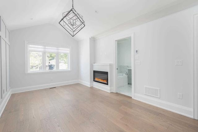 71 Twenty Ninth St, House detached with 4 bedrooms, 4 bathrooms and 3 parking in Toronto ON | Image 10