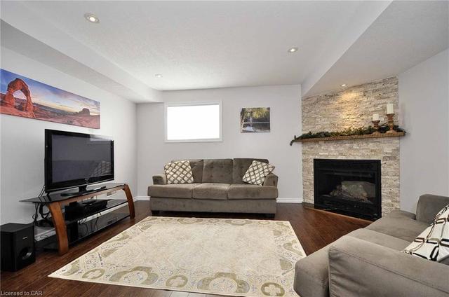 125 Edgemere Drive, House semidetached with 4 bedrooms, 2 bathrooms and 3 parking in Cambridge ON | Image 29