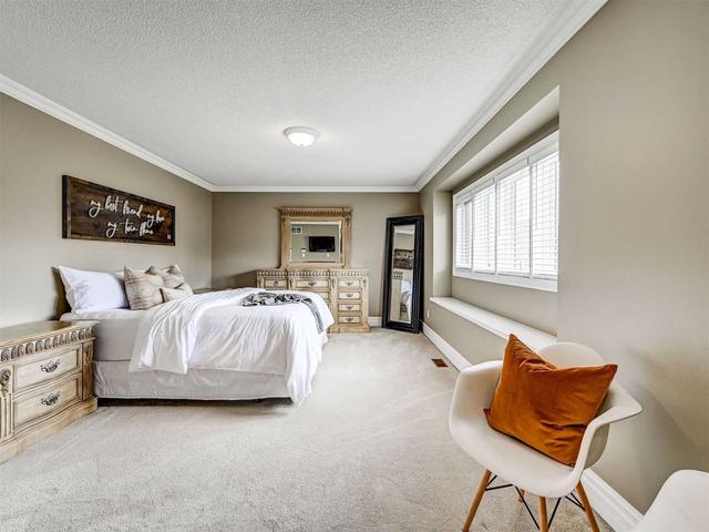 6559 Aston Martin Mews, House detached with 3 bedrooms, 4 bathrooms and 2 parking in Mississauga ON | Image 15