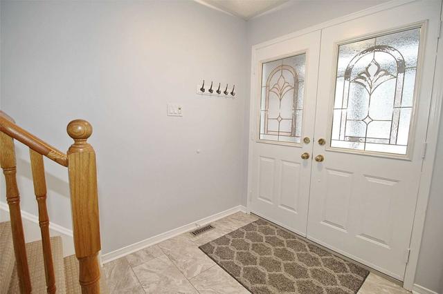 119 Richwood Cres, House attached with 3 bedrooms, 3 bathrooms and 3 parking in Brampton ON | Image 28
