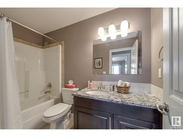 7744 81 Av Nw, House semidetached with 4 bedrooms, 3 bathrooms and null parking in Edmonton AB | Image 26