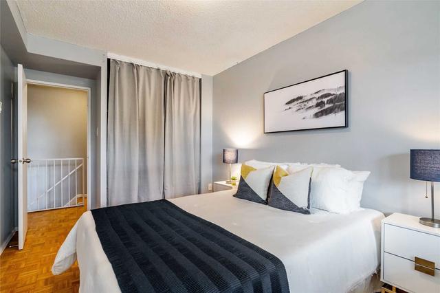 102 - 1071 Woodbine Ave, Condo with 2 bedrooms, 1 bathrooms and 1 parking in Toronto ON | Image 9