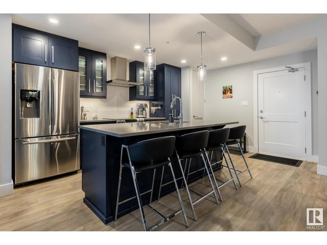 306 - 528 Griesbach Pr Nw, Condo with 2 bedrooms, 2 bathrooms and 1 parking in Edmonton AB | Image 4