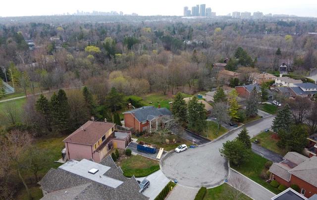 20 Dale Park Crt, House detached with 4 bedrooms, 5 bathrooms and 6 parking in Markham ON | Image 35