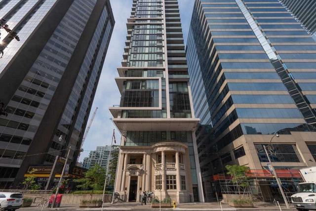 1610 - 426 University Ave, Condo with 1 bedrooms, 1 bathrooms and 0 parking in Toronto ON | Image 16