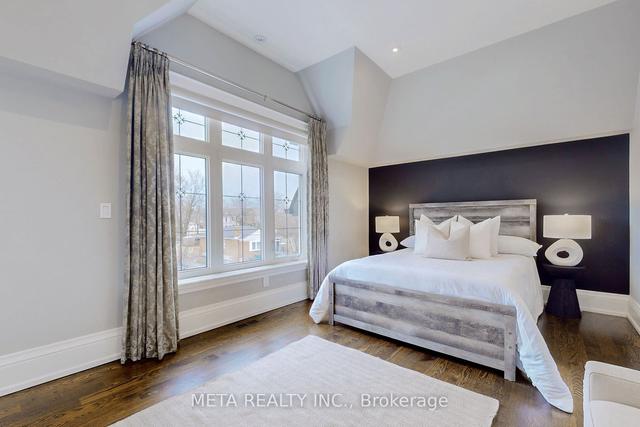 328 Patricia Ave, House detached with 4 bedrooms, 7 bathrooms and 5 parking in Toronto ON | Image 25