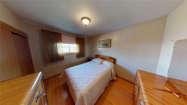 319 Kilgour Ave, House detached with 3 bedrooms, 2 bathrooms and 5 parking in Welland ON | Image 4