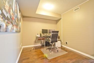 1001 - 215 Fort York Blvd, Condo with 1 bedrooms, 1 bathrooms and 1 parking in Toronto ON | Image 3
