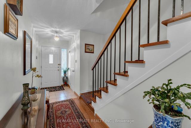 32 - 32 Farm Green Way, Townhouse with 3 bedrooms, 3 bathrooms and 2 parking in Toronto ON | Image 34