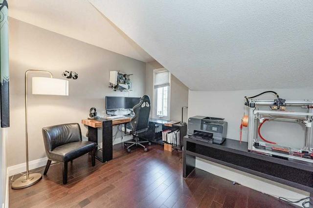 218 - 2110 Cleaver Ave, Townhouse with 2 bedrooms, 2 bathrooms and 2 parking in Burlington ON | Image 5