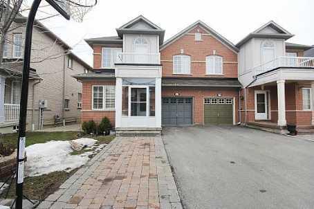 81 Starhill Cres, House semidetached with 3 bedrooms, 3 bathrooms and 3 parking in Brampton ON | Image 1