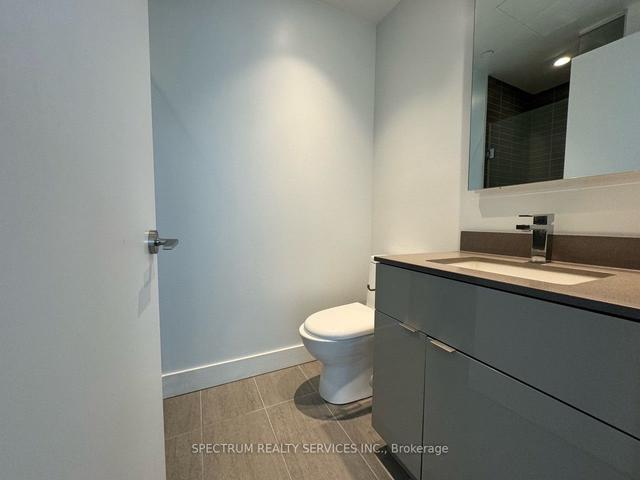4301 - 7 Grenville St, Condo with 2 bedrooms, 2 bathrooms and 0 parking in Toronto ON | Image 9