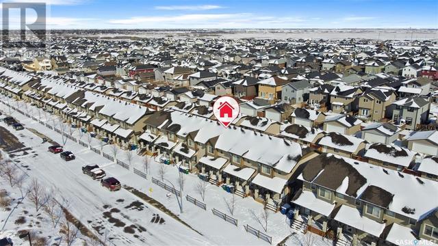 254 Maningas Bend, House attached with 3 bedrooms, 3 bathrooms and null parking in Saskatoon SK | Image 3
