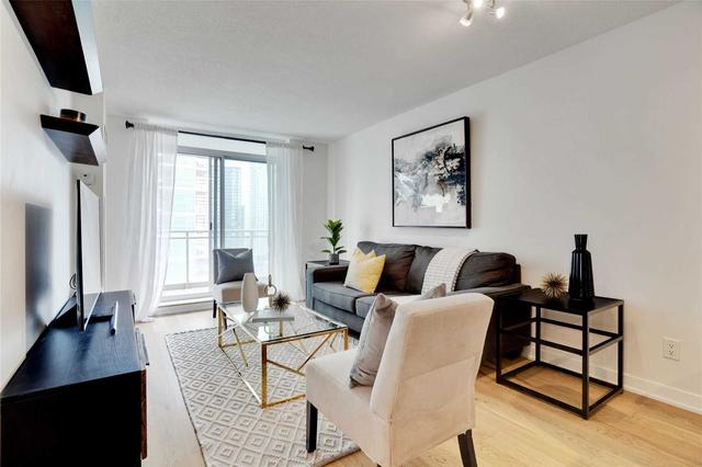 1601 - 50 Lynn Williams St, Condo with 2 bedrooms, 1 bathrooms and 1 parking in Toronto ON | Image 3