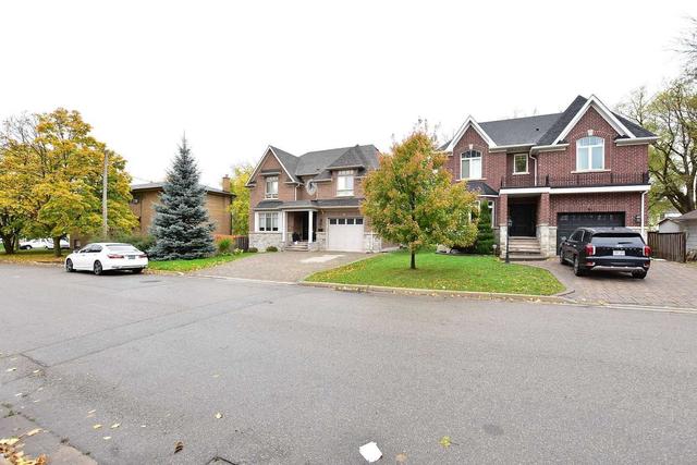 20 Princess St, House detached with 9 bedrooms, 6 bathrooms and 8 parking in Mississauga ON | Image 19