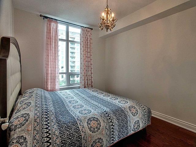 519 - 10 Bloorview Pl, Condo with 2 bedrooms, 2 bathrooms and 1 parking in Toronto ON | Image 2