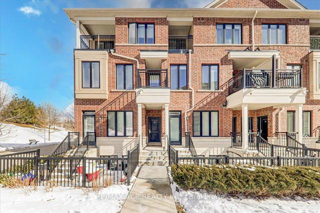 th92 - 30 Carnation Ave, Townhouse with 2 bedrooms, 3 bathrooms and 1 parking in Toronto ON | Image 1