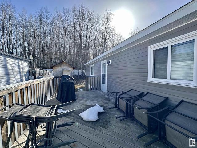 32 Pleasantview Mhp, Home with 3 bedrooms, 2 bathrooms and null parking in Drayton Valley AB | Image 35