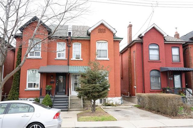 173 Oak Avenue, House semidetached with 3 bedrooms, 1 bathrooms and 1 parking in Hamilton ON | Image 3