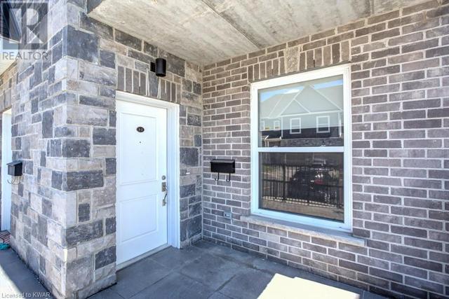 439 Athlone Avenue Unit# D2, Condo with 1 bedrooms, 1 bathrooms and 1 parking in Woodstock ON | Image 3