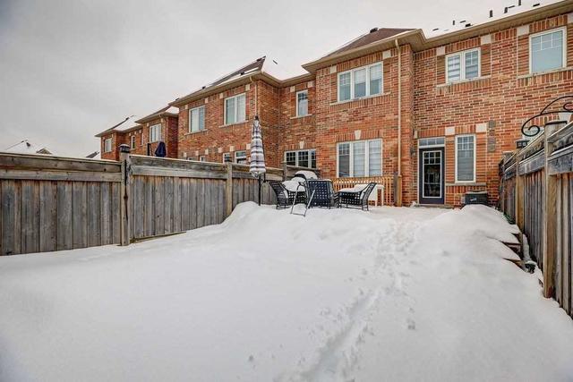 93 Southdown Ave, House attached with 3 bedrooms, 3 bathrooms and 3 parking in Vaughan ON | Image 21