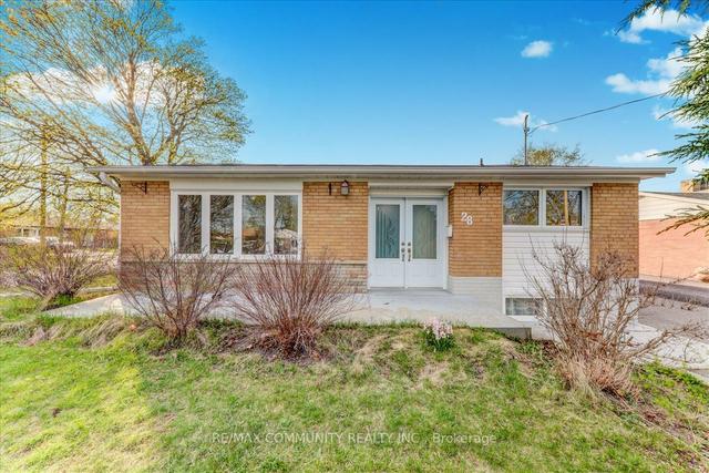 28 Hadrina St, House detached with 3 bedrooms, 2 bathrooms and 7 parking in Brampton ON | Image 1