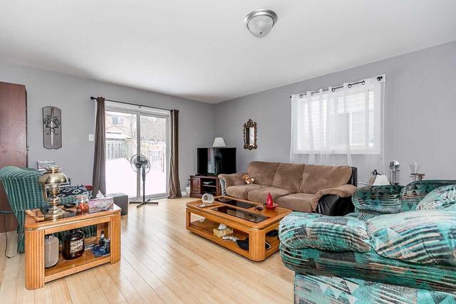 34 Willow Dr, House other with 3 bedrooms, 2 bathrooms and 3 parking in Barrie ON | Image 24