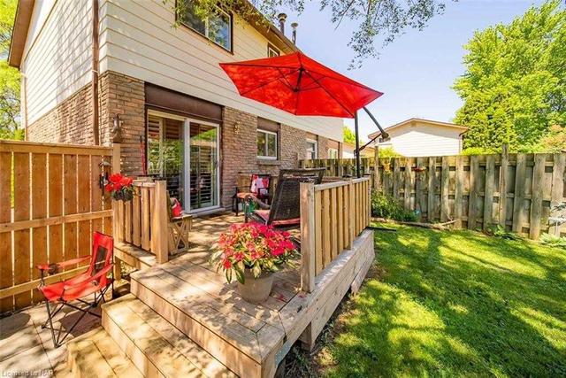 38 Lafayette Dr, House semidetached with 2 bedrooms, 2 bathrooms and 4 parking in St. Catharines ON | Image 10