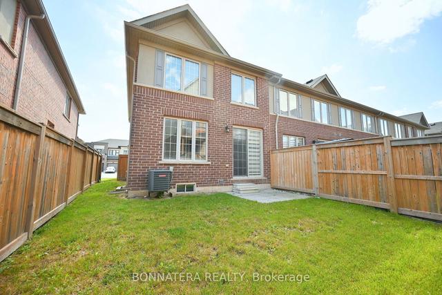 387 Wheat Boom Dr, House attached with 3 bedrooms, 3 bathrooms and 3 parking in Oakville ON | Image 33