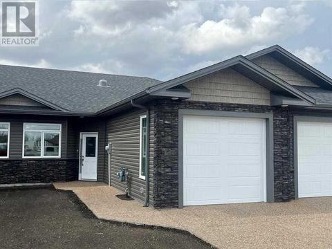 3306 - 50a Streetclose, House attached with 1 bedrooms, 1 bathrooms and 2 parking in Camrose AB | Card Image