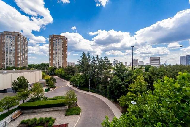 303 - 181 Wynford Dr, Condo with 1 bedrooms, 2 bathrooms and 1 parking in Toronto ON | Image 6