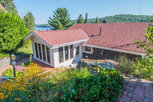 52 Wiltom Drive, House detached with 3 bedrooms, 2 bathrooms and 6 parking in Madawaska Valley ON | Image 2