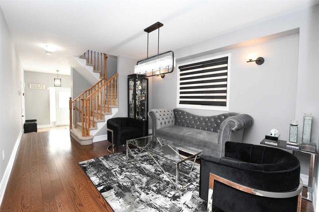 27 Farthingale Cres, House semidetached with 4 bedrooms, 3 bathrooms and 3 parking in Brampton ON | Image 38