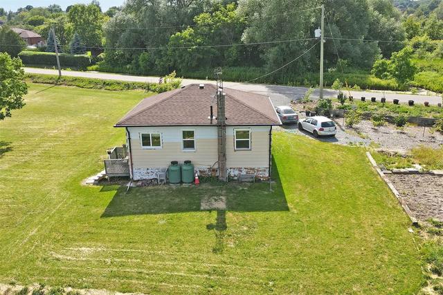 201 Morris Rd, Home with 2 bedrooms, 1 bathrooms and 10 parking in Bradford West Gwillimbury ON | Image 30