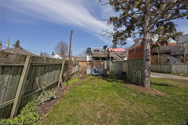 102 Main Street, House semidetached with 2 bedrooms, 1 bathrooms and 2 parking in Kingston ON | Image 39