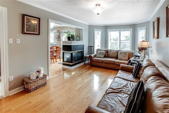 855 Bramble Crt, House detached with 4 bedrooms, 4 bathrooms and 6 parking in Mississauga ON | Image 7
