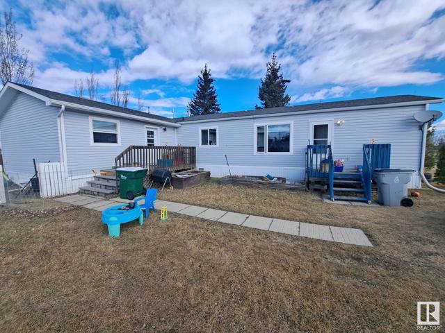 4916 50 St, House detached with 4 bedrooms, 1 bathrooms and null parking in Westlock County AB | Image 1