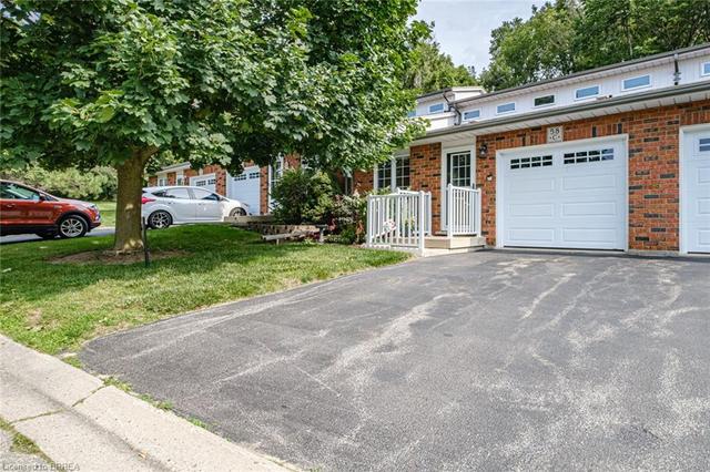 c - 58 Harris Avenue, House attached with 3 bedrooms, 2 bathrooms and 2 parking in Brantford ON | Image 1