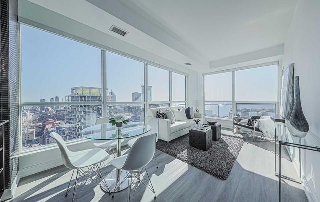 3002 - 1 Scott St, Condo with 2 bedrooms, 2 bathrooms and 1 parking in Toronto ON | Image 7