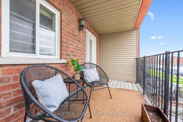 36 Connolly St, Townhouse with 2 bedrooms, 1 bathrooms and 1 parking in Toronto ON | Image 13