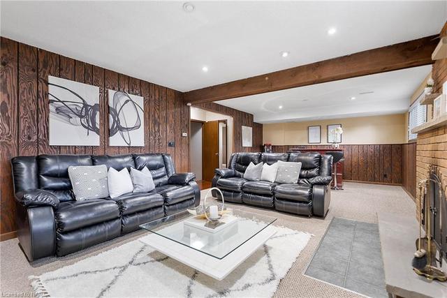 22 Via Dell Monte Drive, House detached with 3 bedrooms, 2 bathrooms and 5 parking in St. Catharines ON | Image 38