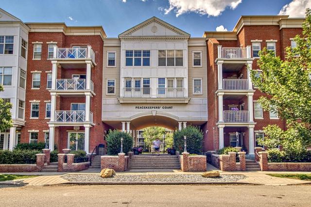 4202 - 5605 Henwood Street Sw, Condo with 2 bedrooms, 1 bathrooms and 2 parking in Calgary AB | Image 1