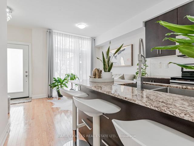 55 - 19 Eldora Ave, Townhouse with 2 bedrooms, 2 bathrooms and 1 parking in Toronto ON | Image 10