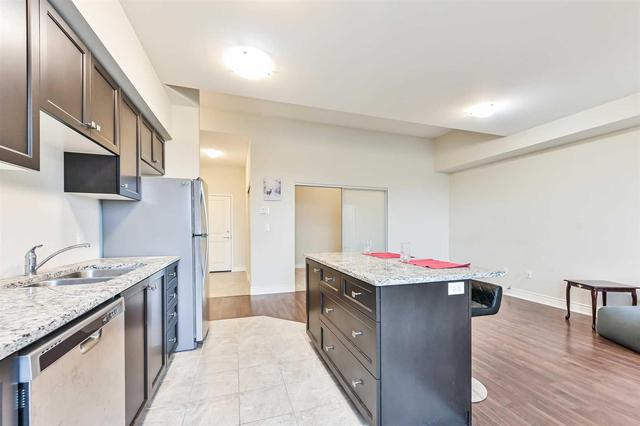 517 - 630 Sauve St, Condo with 2 bedrooms, 1 bathrooms and 1 parking in Milton ON | Image 7
