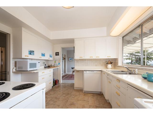 846 Anderson Crescent, House detached with 4 bedrooms, 3 bathrooms and null parking in West Vancouver BC | Image 14