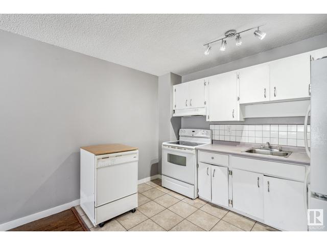 10611 80 St Nw, House attached with 3 bedrooms, 1 bathrooms and null parking in Edmonton AB | Image 24