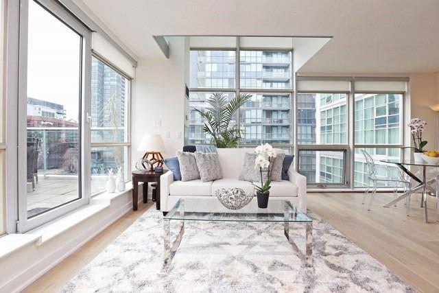 Lph20 - 36 Blue Jays Way, Condo with 2 bedrooms, 2 bathrooms and 1 parking in Toronto ON | Image 5