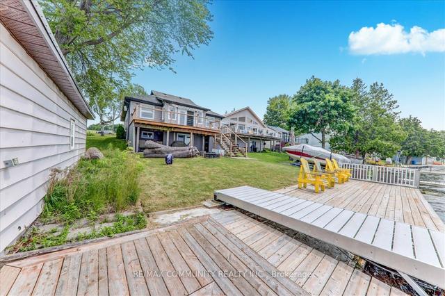 213 Snug Harbour Rd, House detached with 2 bedrooms, 2 bathrooms and 5 parking in Kawartha Lakes ON | Image 38
